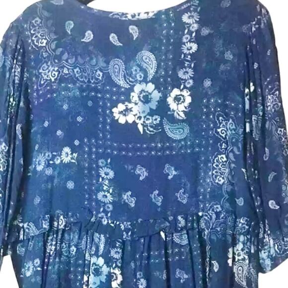 CES Femme Floral Smocking Boho Blue White Dress Size Small Runs large - Picture 8 of 16